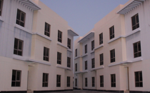 Staffing Facility for Workers in Amwaj Islands - P7H Real Estate